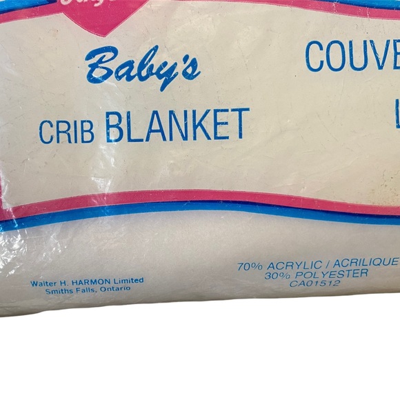 Vintage Tiny Tot Crib Blanket - Picture 5 of 5